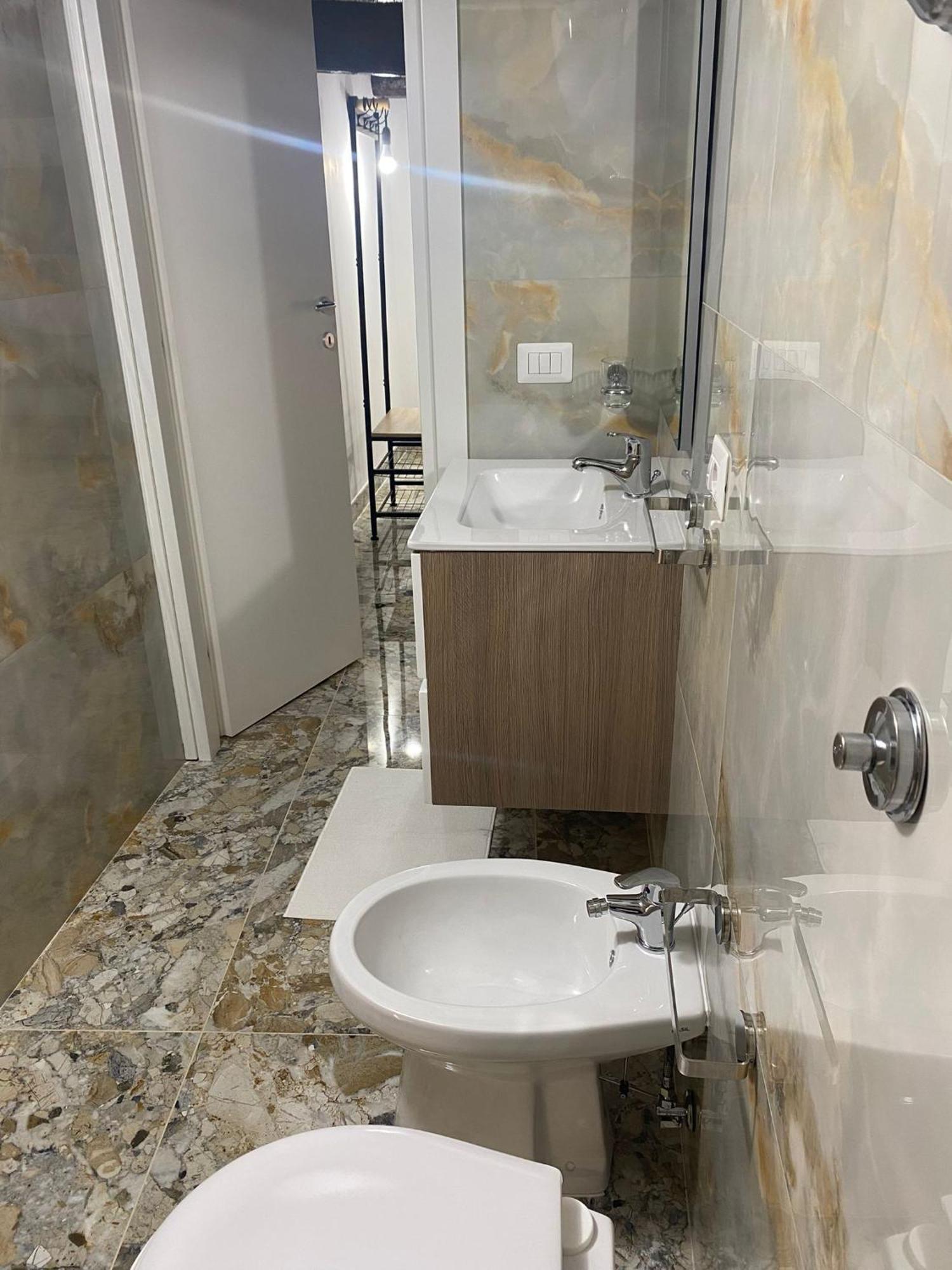 Appartamento Dora House Napoli Esterno foto