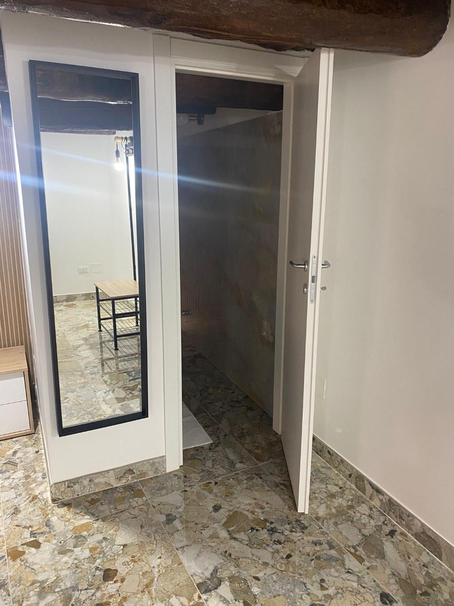 Appartamento Dora House Napoli Esterno foto